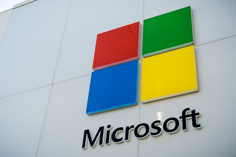 شركة مايكروسوفت لتقنية المعلومات مسقط Microsoft | زمن الحلول